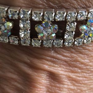 Spiral Rhinestone Crystal Stretch Bangle